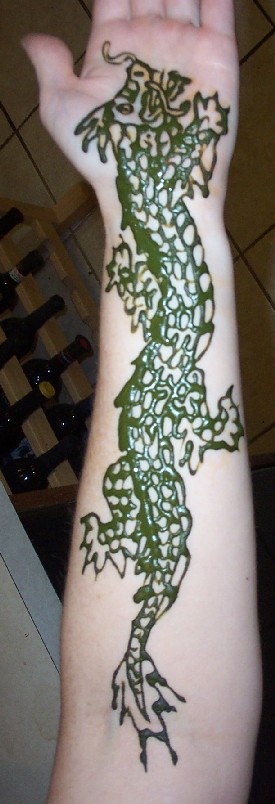 Henna Dragon
