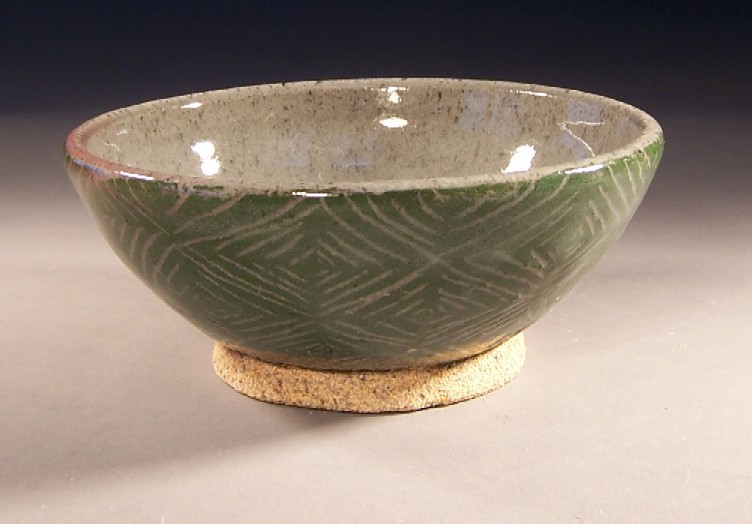 green diagonal hatching bowl