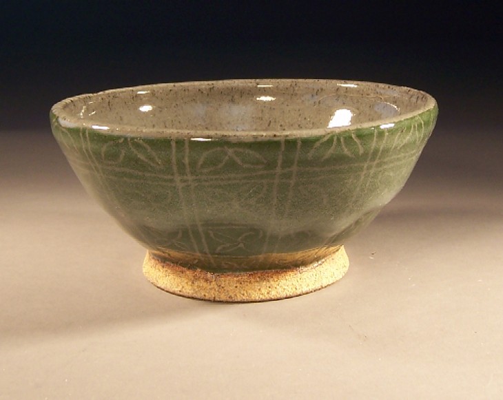 green flower grid bowl